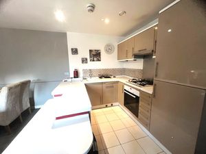 Photo 21- click for photo gallery